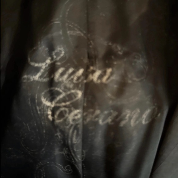 Elegant Black Women's Blazer with Ruffle Accents - Picture 5 of 6